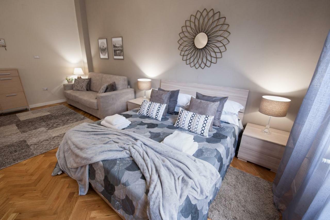 Grandapartments Via Merliani Napoli Екстер'єр фото